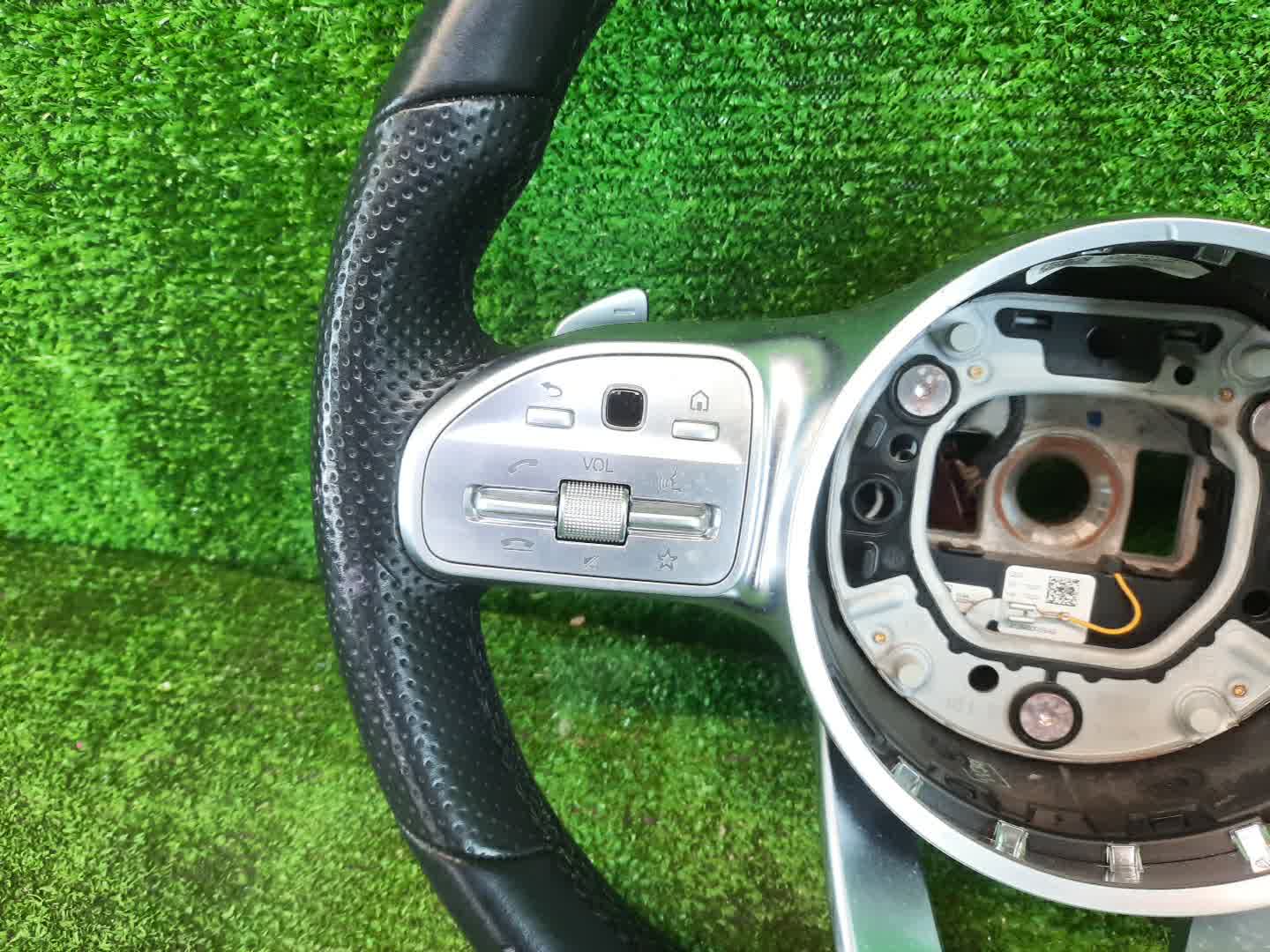 Руль MERCEDES-BENZ C-Class W205 2 ракурс