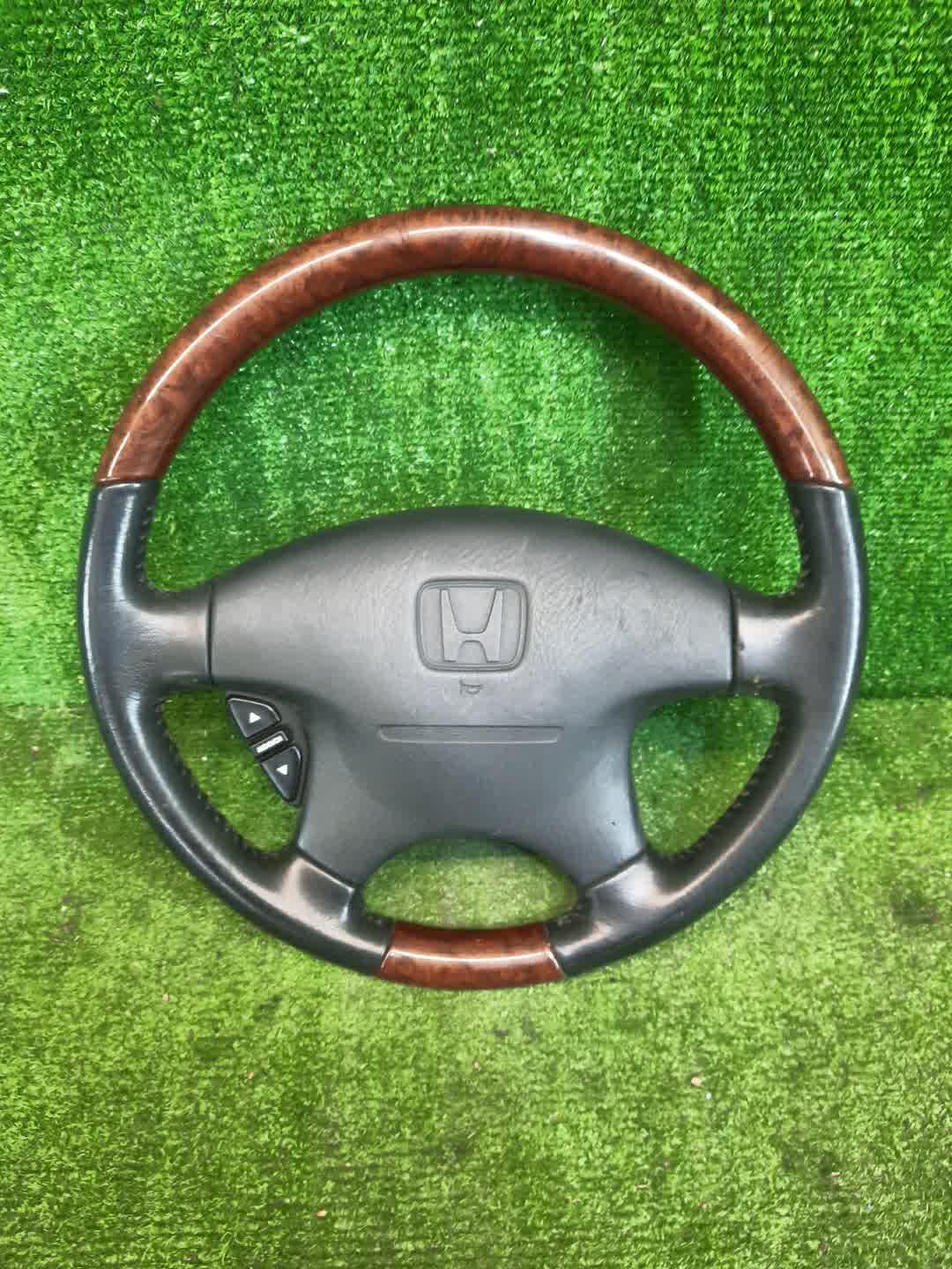 Руль HONDA INSPIRE UA5 1 ракурс