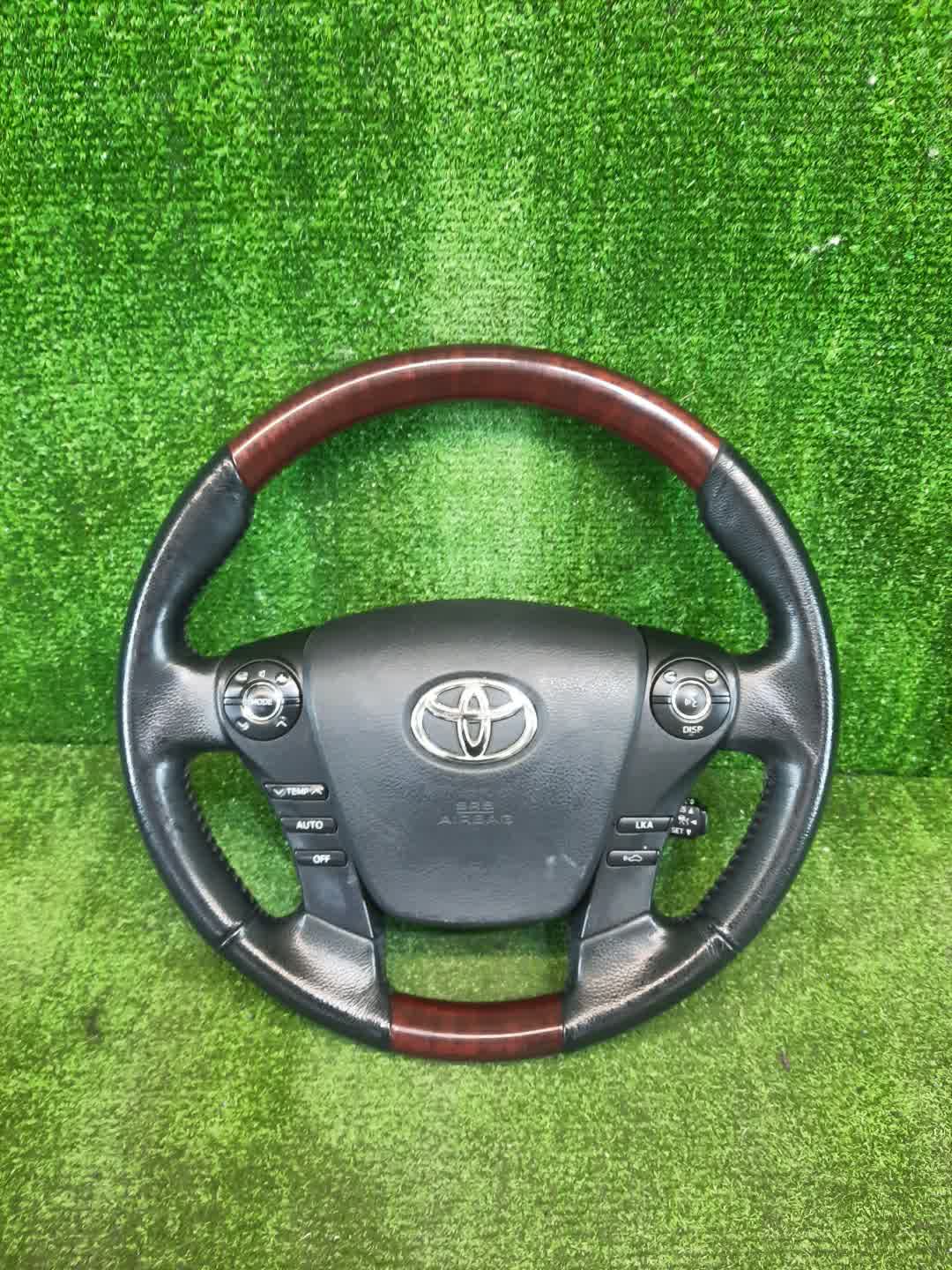 Руль TOYOTA SAI AZK10 1 ракурс