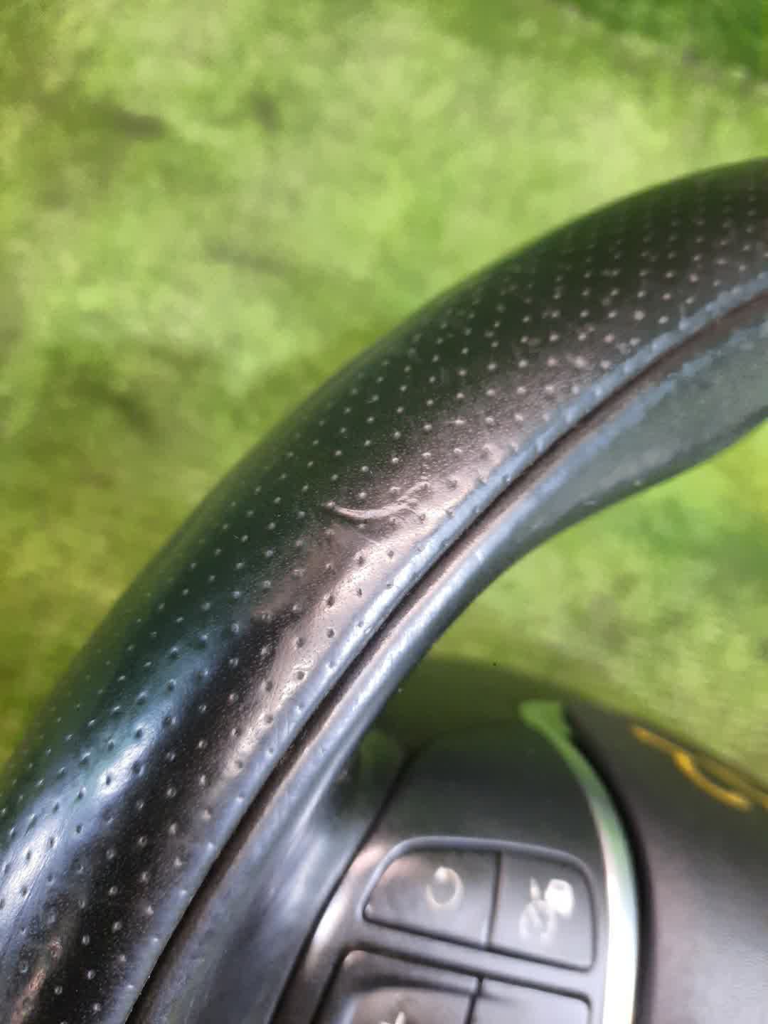 Руль VOLVO V60 FW48 3 ракурс Руль VOLVO V60 FW48 3 ракурс