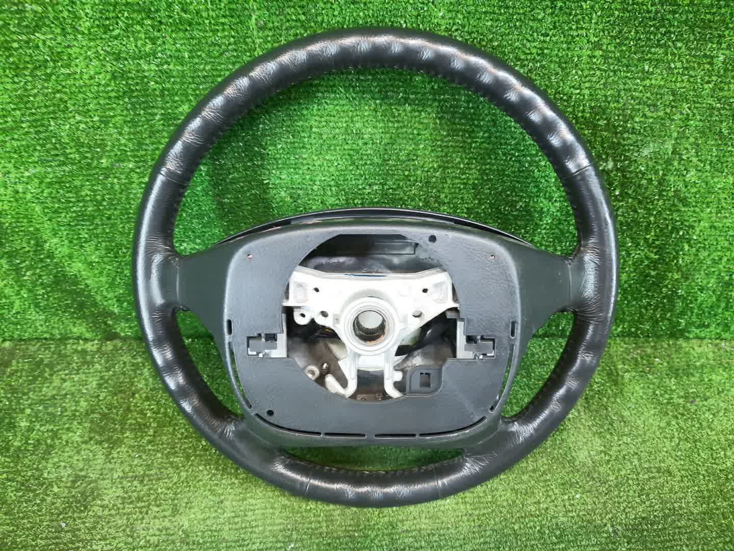 Руль TOYOTA IPSUM ACM21W 2 ракурс