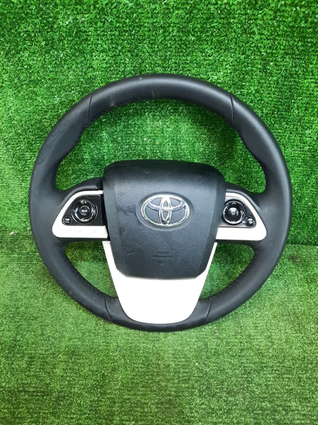 Руль TOYOTA PRIUS ZVW50, ZVW51, ZVW55 1 ракурс Руль TOYOTA PRIUS ZVW50, ZVW51, ZVW55 1 ракурс