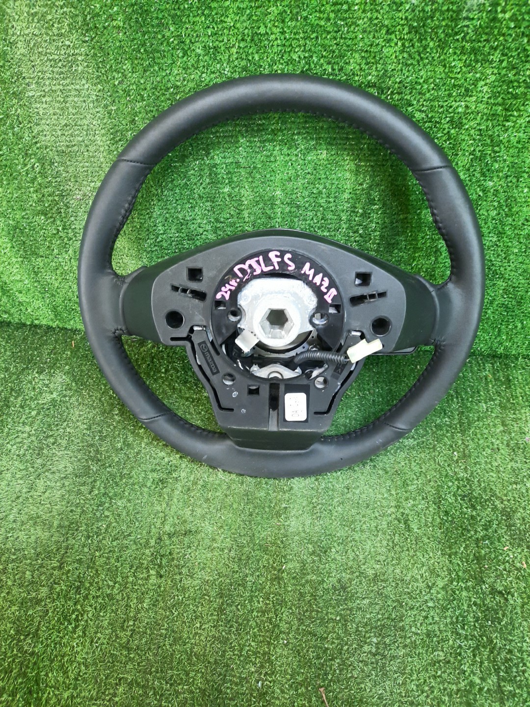 Руль MAZDA DEMIO DJLFS 2 ракурс