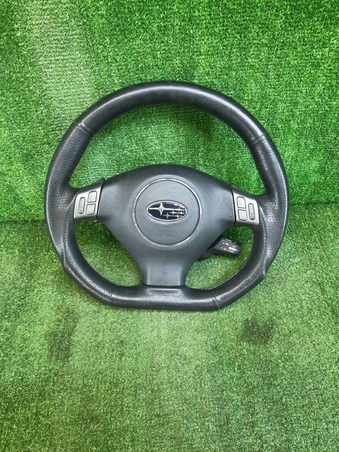 Руль SUBARU OUTBACK BPE 1 ракурс Руль SUBARU OUTBACK BPE 1 ракурс