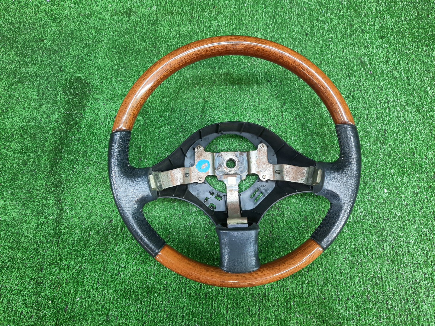 Руль DAIHATSU MIRA L700S 1 ракурс