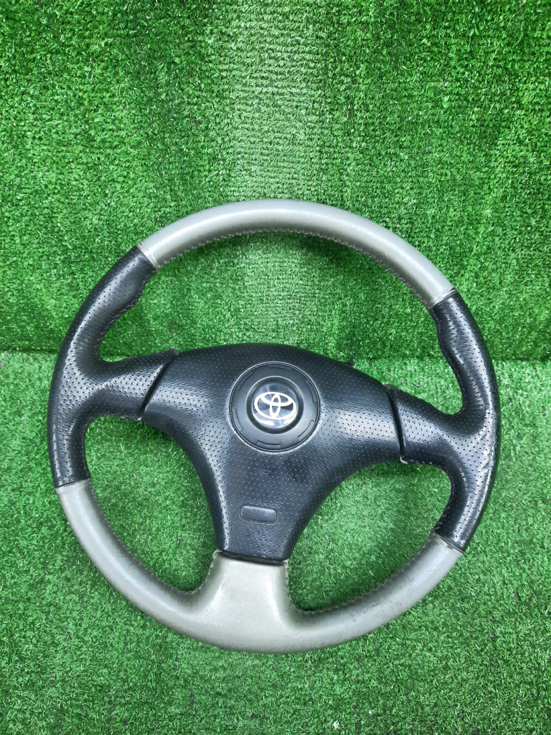 Руль TOYOTA VITZ NCP10 1 ракурс
