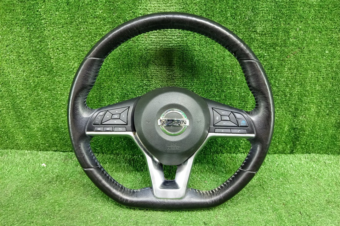 Руль NISSAN X-TRAIL HT32, T32, HNT32, NT32 1 ракурс
