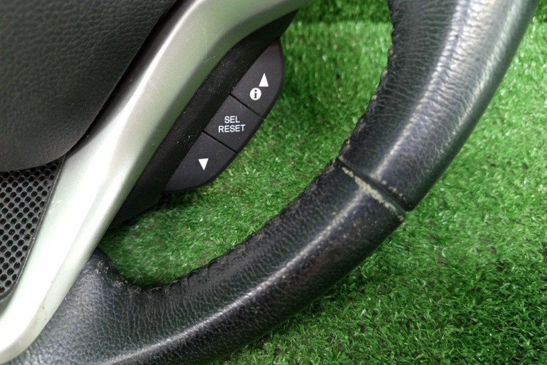 Руль HONDA FIT GP5 4 ракурс
