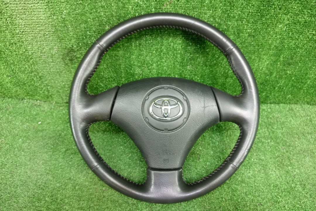 Руль TOYOTA COROLLA FIELDER ZZE122G 1 ракурс