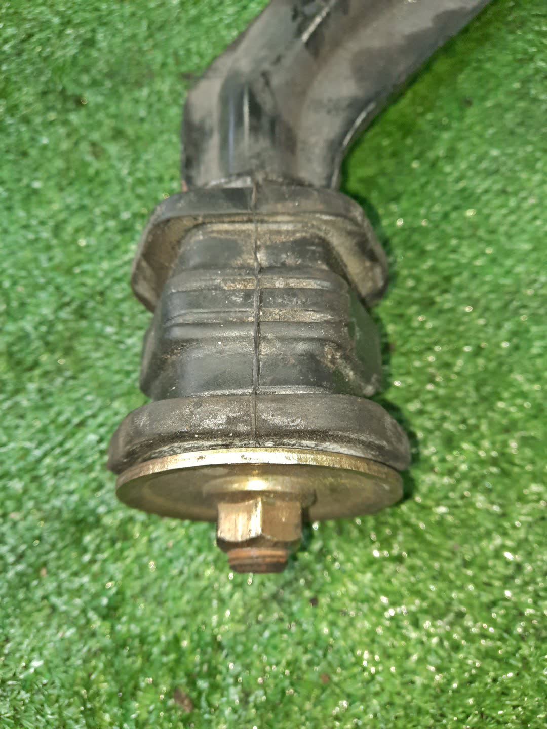 Рычаг правый передний HONDA DOMANI MB3 D15B 4 ракурс