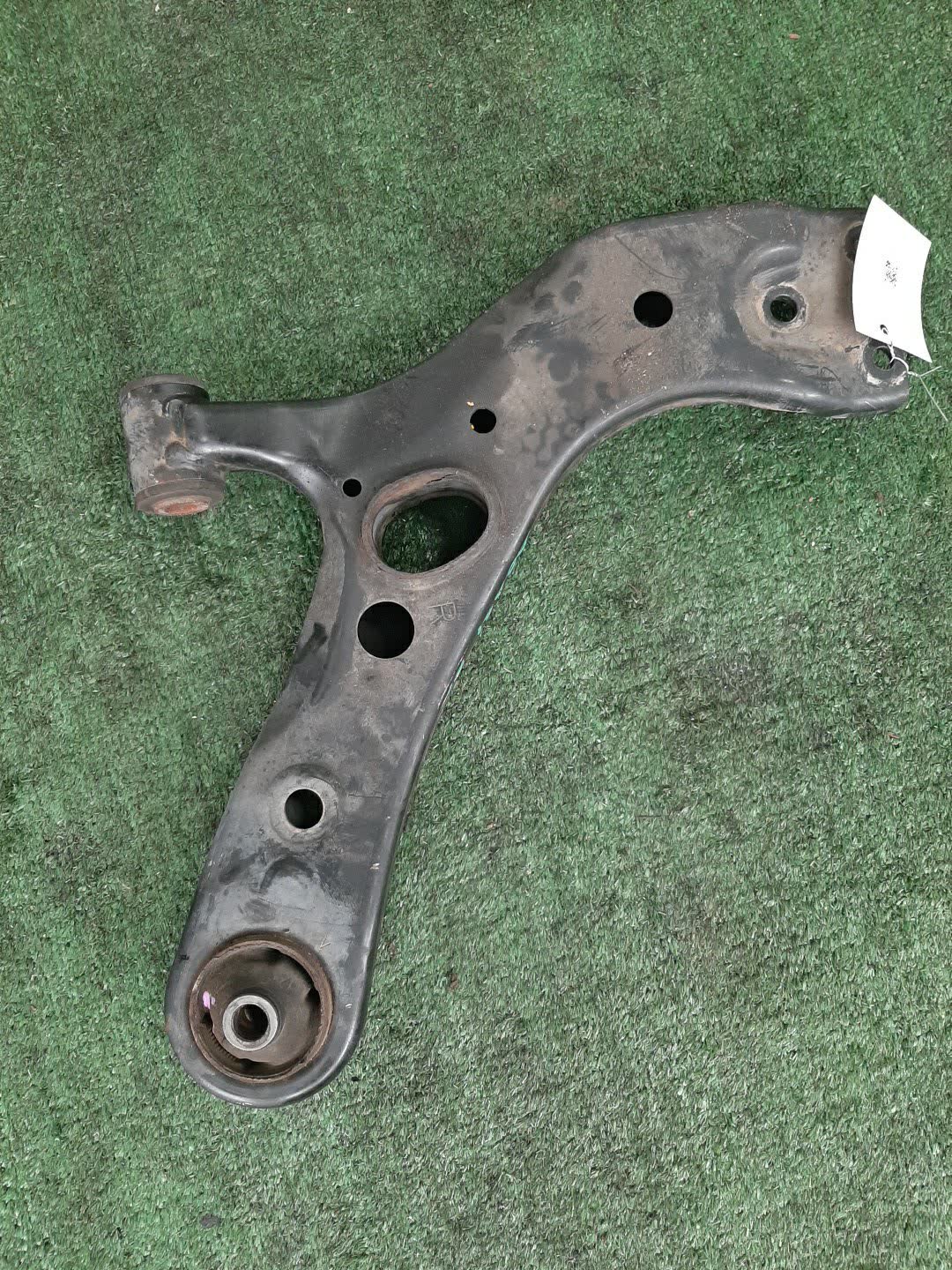 Рычаг правый передний TOYOTA RAV4, VANGUARD GSA38, GSA33W, ACA31W, ACA33W, ACA36W, ACA38W 2GR-FE, 2AZ-FE 1 ракурс