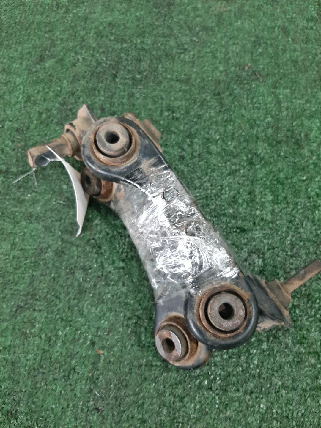Рычаг левый задний HONDA CIVIC EK3 D15B 1 ракурс