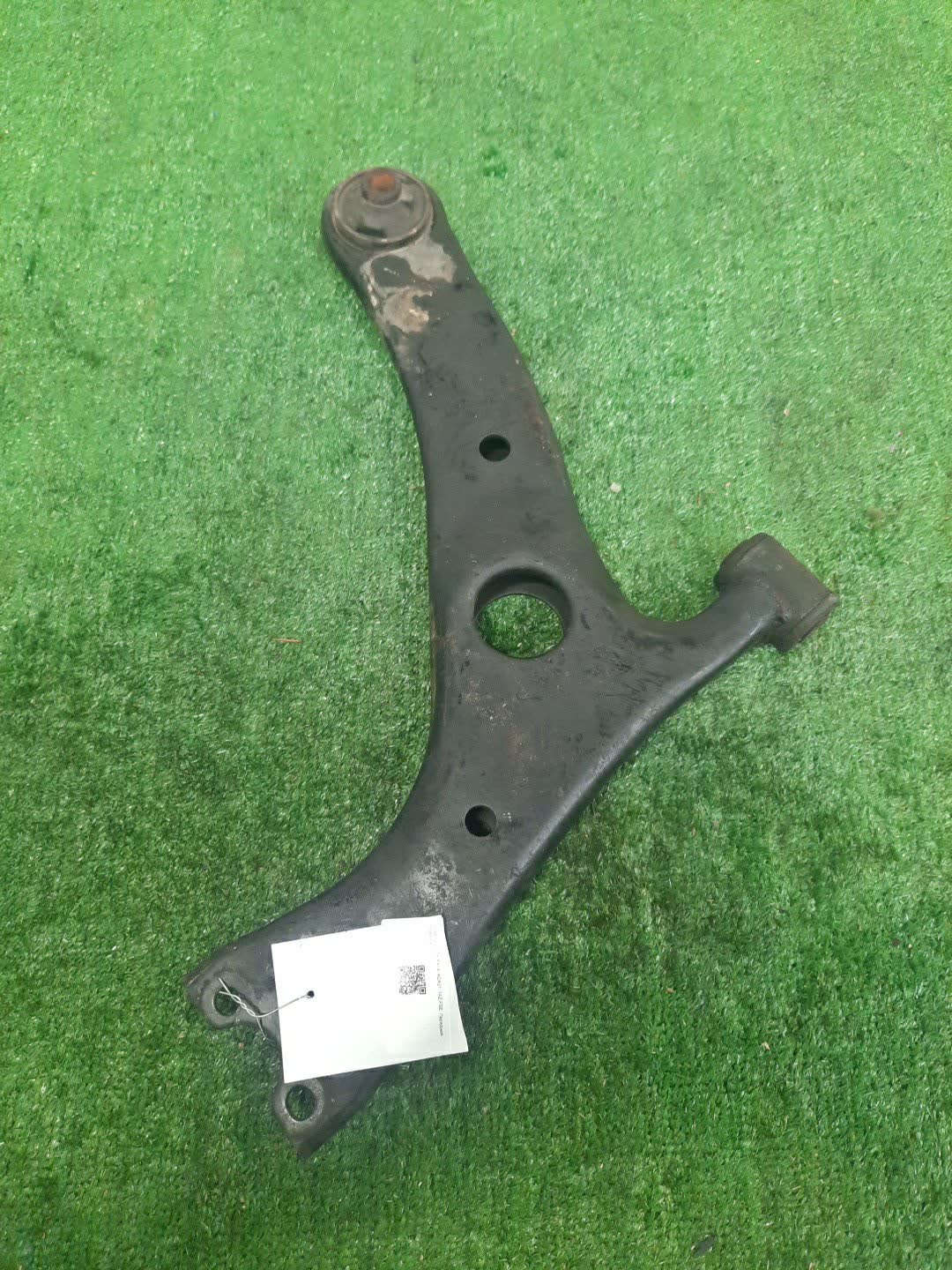 Рычаг правый передний TOYOTA RAV4 ACA21W 1AZ-FSE 1 ракурс