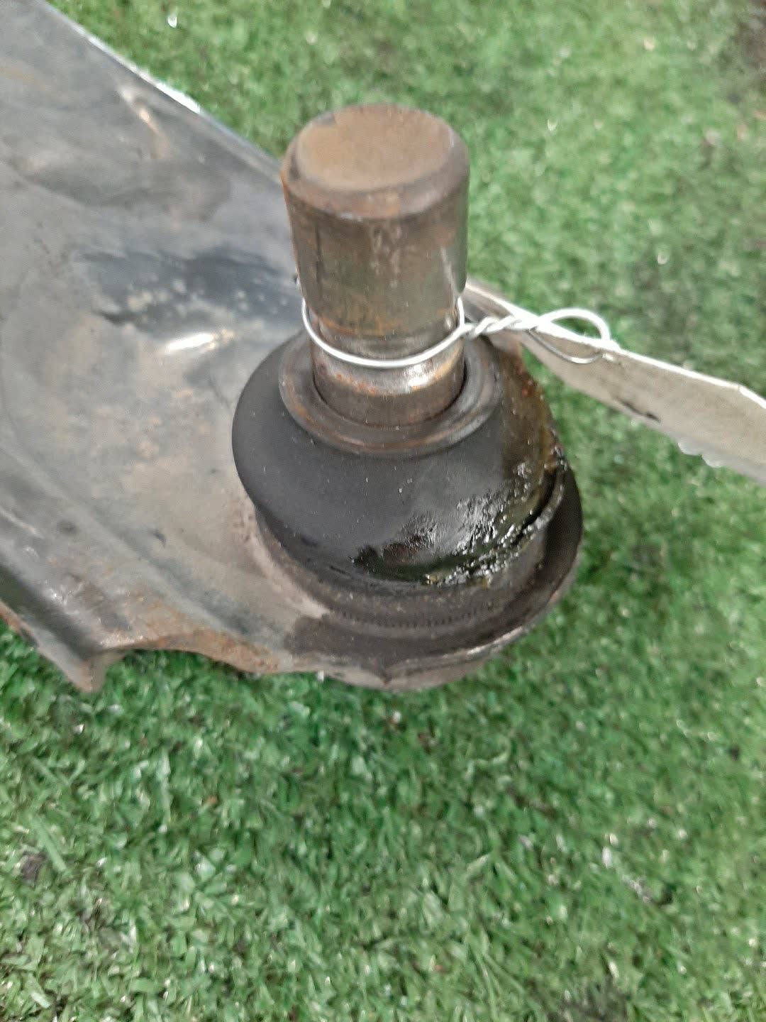 Рычаг правый передний MAZDA AXELA, MAZDA 3, 3 BL6FJ, BLEFW, BL5FP, BLEAP, BLEFP, BLFFP, BL3FW, BL5FW, BLEAW, BLFFW, BL LF-VE 2 ракурс