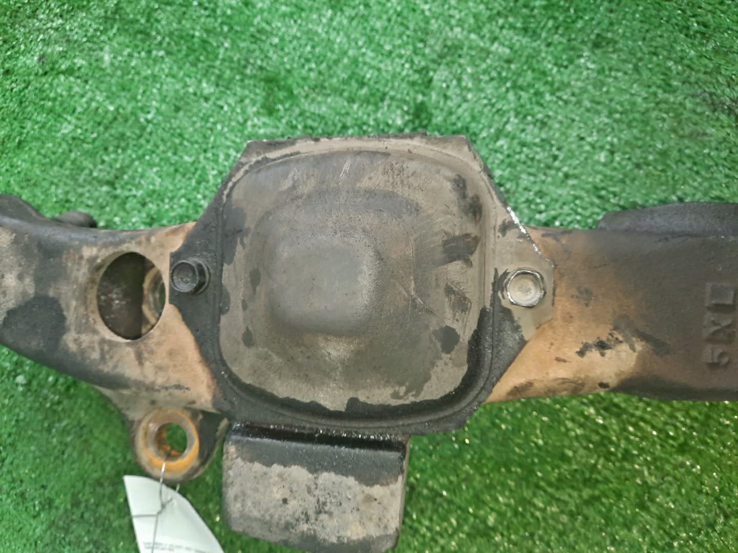 Рычаг правый передний NISSAN ATLAS AKR71 4HG1 5 ракурс
