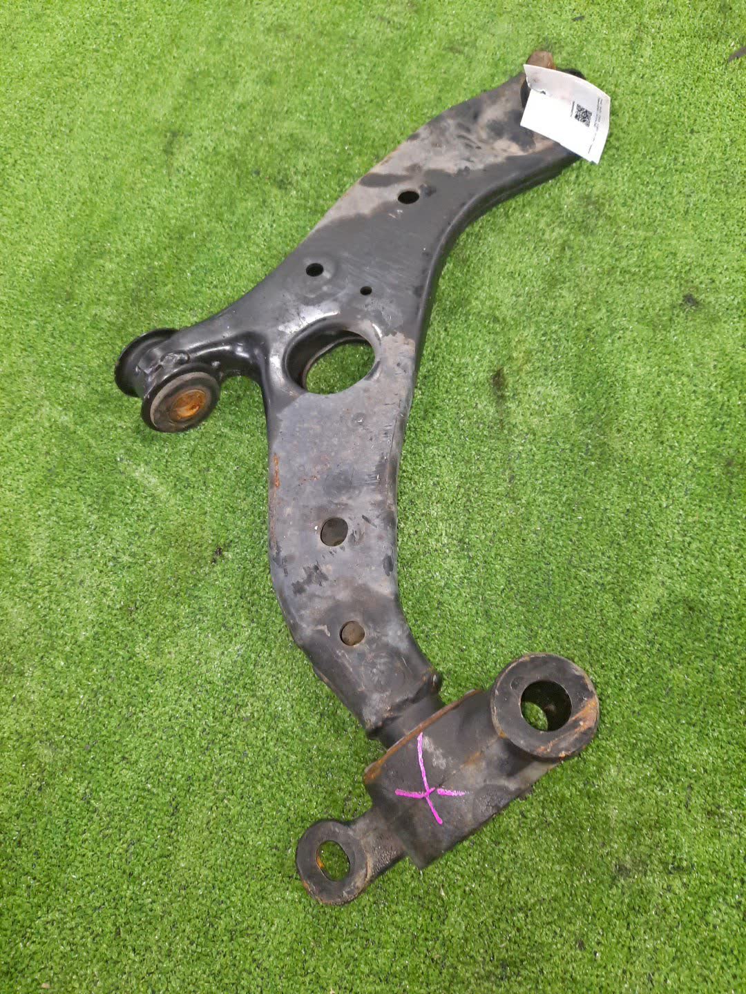 Рычаг правый передний MAZDA ATENZA GJ2AW, GJ5FW, GJEFW, GJ2FW, GJ5FP, GJEFP, GJ2FP, GJ2AP SH-VPTR, PY-RPR, PY-VPR, PE-VPR 1 ракурс