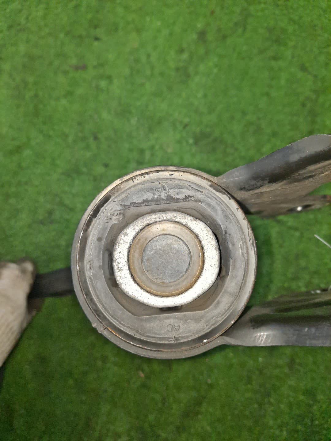 Рычаг правый передний MAZDA AXELA, MAZDA 3, 3 BL6FJ, BLEFW, BL5FP, BLEAP, BLEFP, BLFFP, BL3FW, BL5FW, BLEAW, BLFFW, BL Z6 4 ракурс