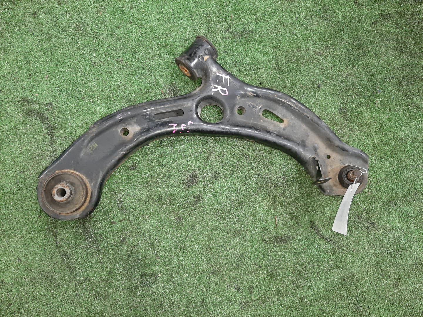 Рычаг правый передний HONDA N-VAN JJ1 S07B 1 ракурс
