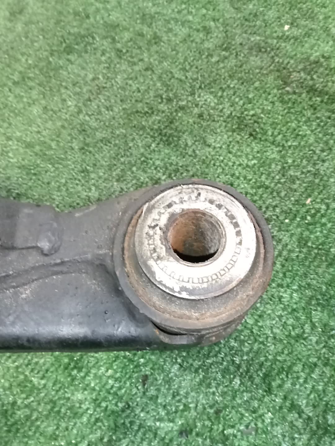 Рычаг правый передний TOYOTA TOYOACE KDY221 1KD-FTV 2 ракурс