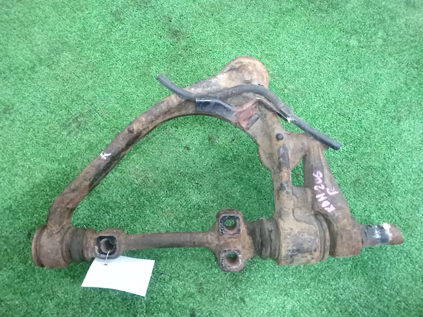Рычаг правый передний TOYOTA HIACE KDH206 1KD-FTV 3 ракурс