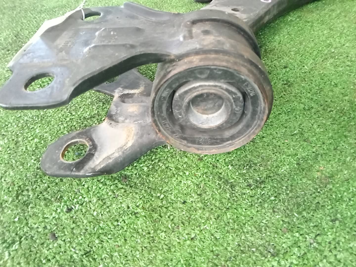 Рычаг правый передний MAZDA AXELA, MAZDA 3, 3 BL6FJ, BLEFW, BL5FP, BLEAP, BLEFP, BLFFP, BL3FW, BL5FW, BLEAW, BLFFW, BL LF-VDS 3 ракурс