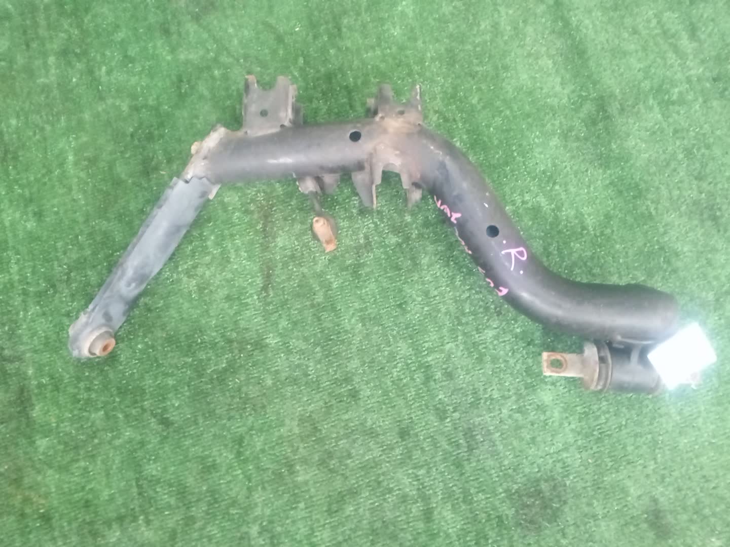 Рычаг правый задний HONDA CIVIC EU3 D17A 1 ракурс