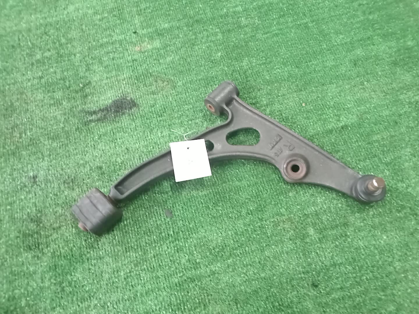 Рычаг правый передний SUZUKI CULTUS GB31S G16A 1 ракурс