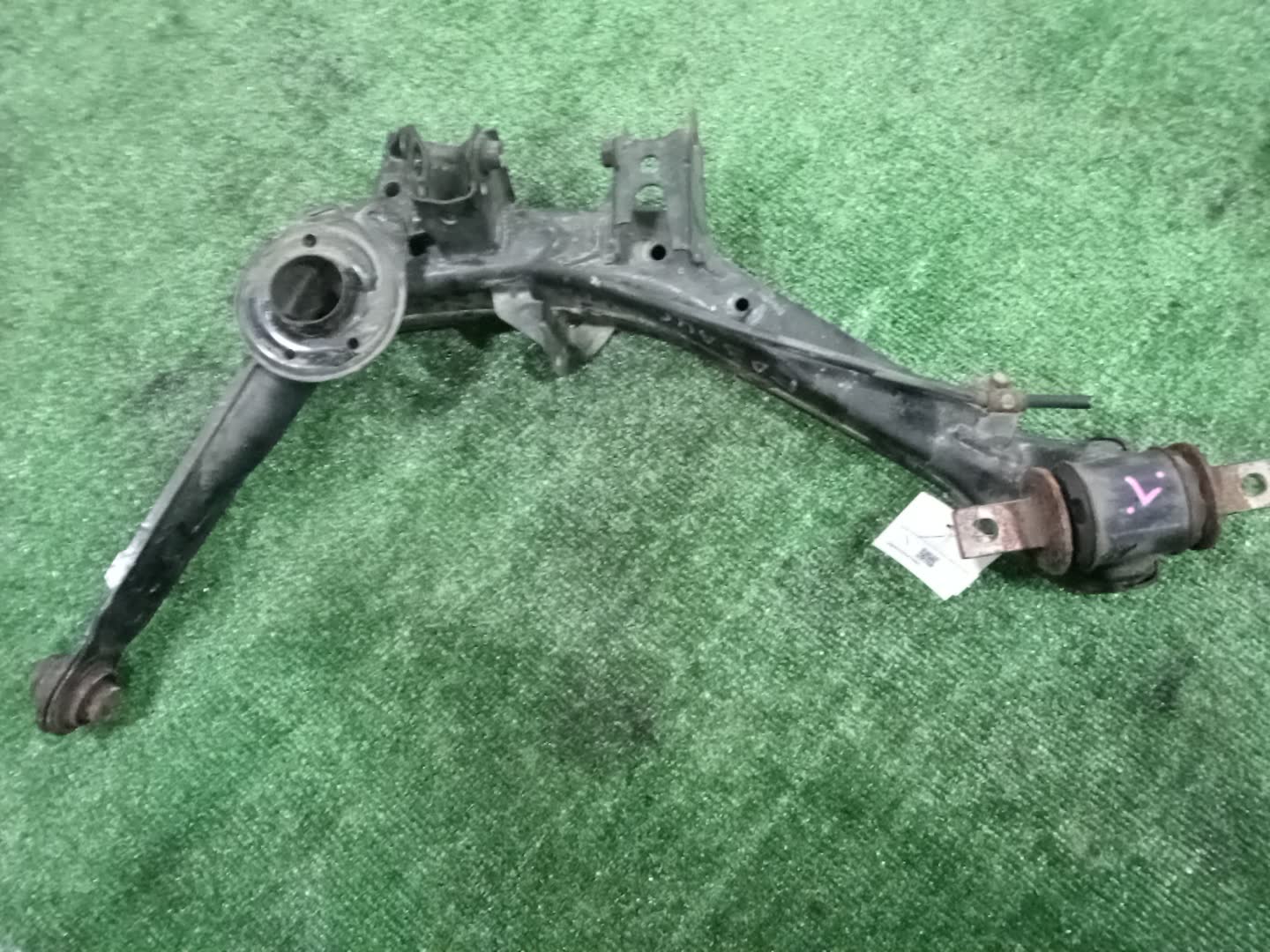 Рычаг левый задний HONDA CIVIC FD3 LDA 1 ракурс