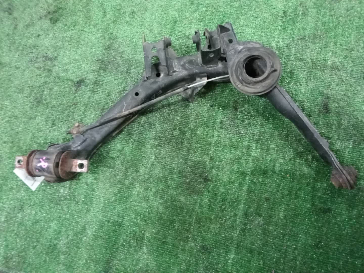 Рычаг правый задний HONDA CIVIC FD3 LDA 1 ракурс