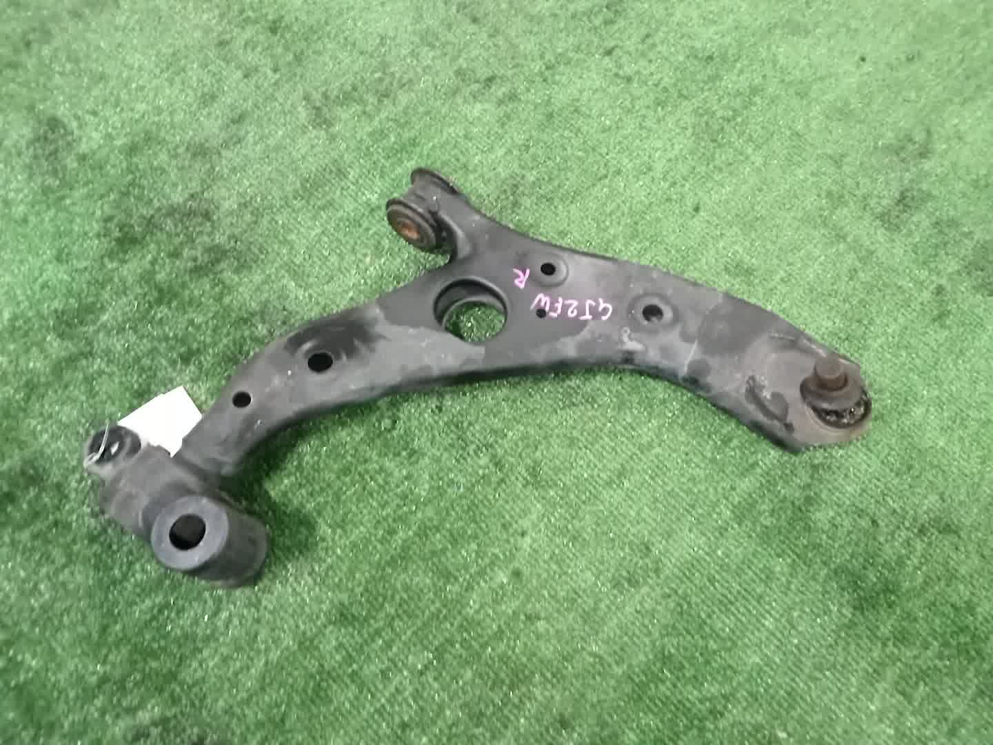 Рычаг правый передний MAZDA ATENZA GJ2AW, GJ5FW, GJEFW, GJ2FW, GJ5FP, GJEFP, GJ2FP, GJ2AP SH-VPTR, PY-RPR, PY-VPR, PE-VPR 1 ракурс