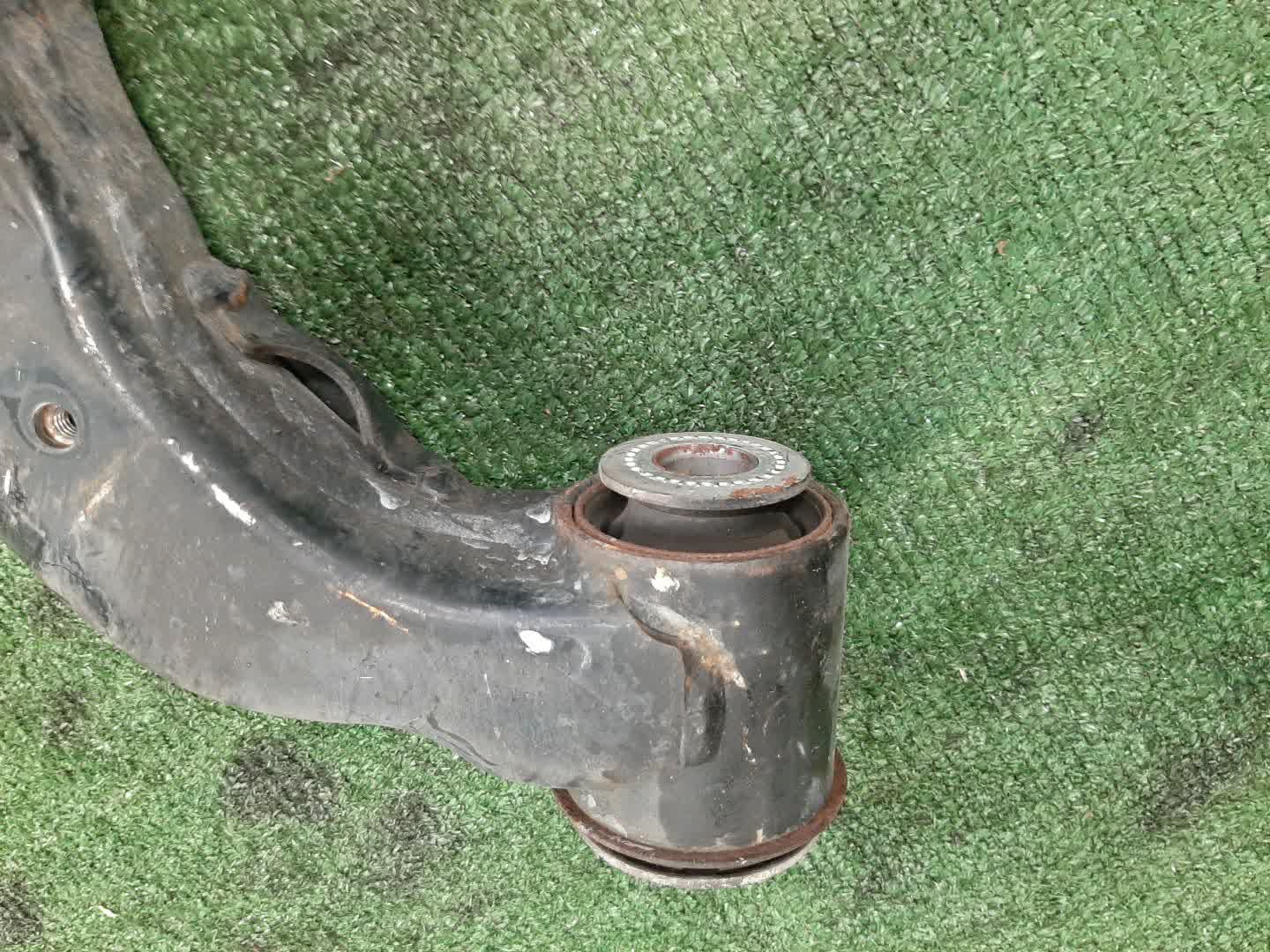 Рычаг правый передний TOYOTA TOYOACE KDY230 2KD-FTV 2 ракурс