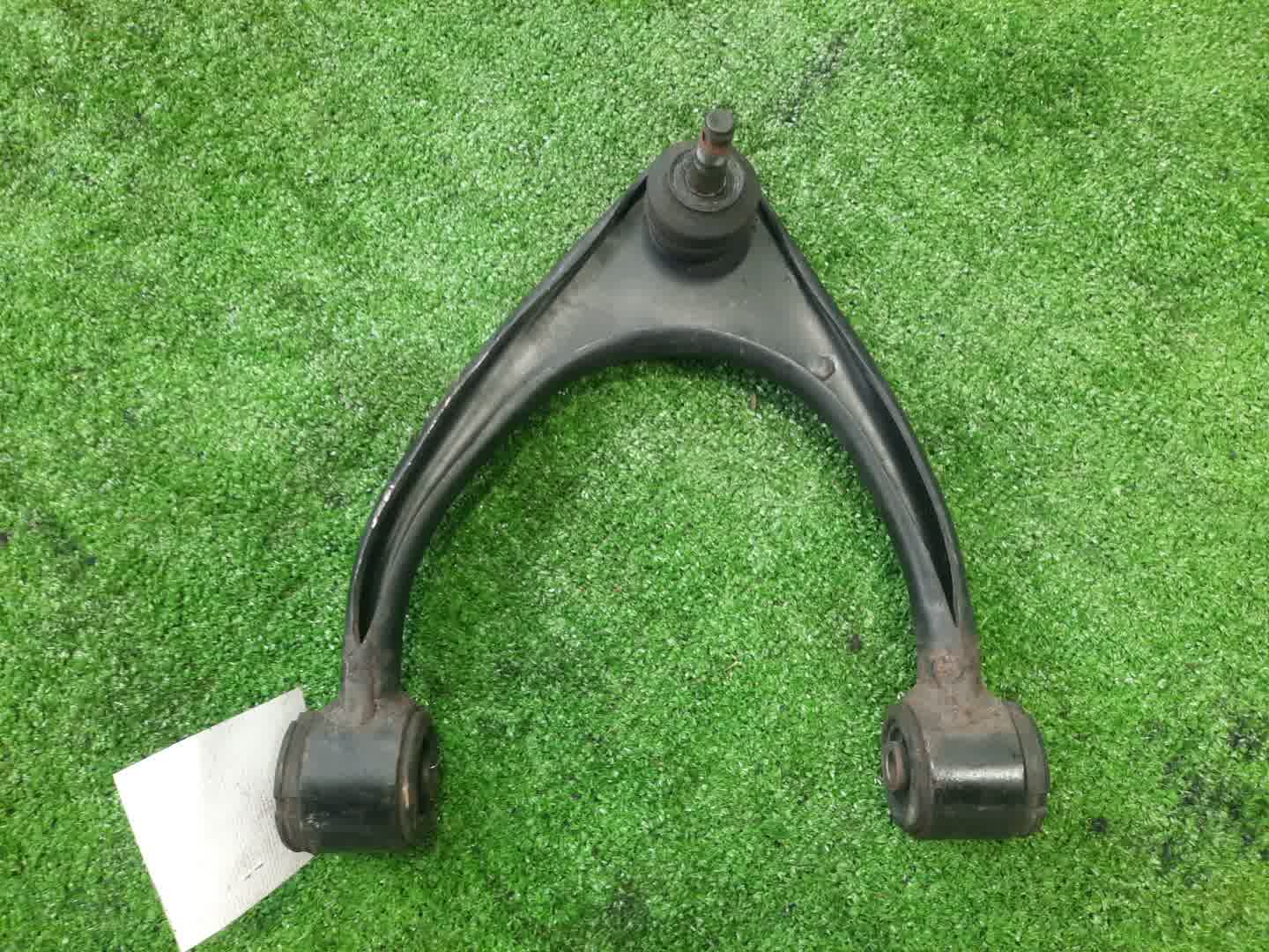 Рычаг левый передний TOYOTA PROGRES JCG10 1JZ-GE 2 ракурс
