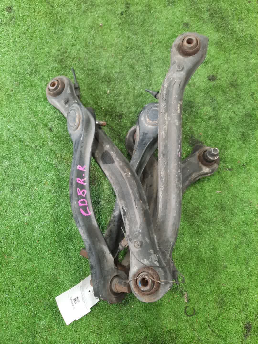 Рычаг задний HONDA ACCORD CD8 H22A 1 ракурс
