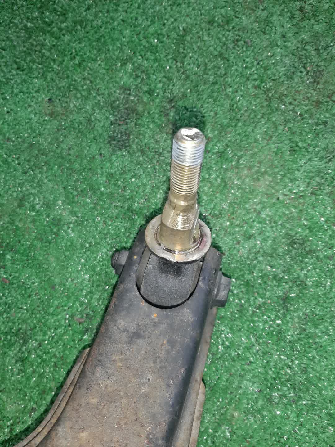 Рычаг правый задний HONDA PRELUDE BB6 H22A 2 ракурс