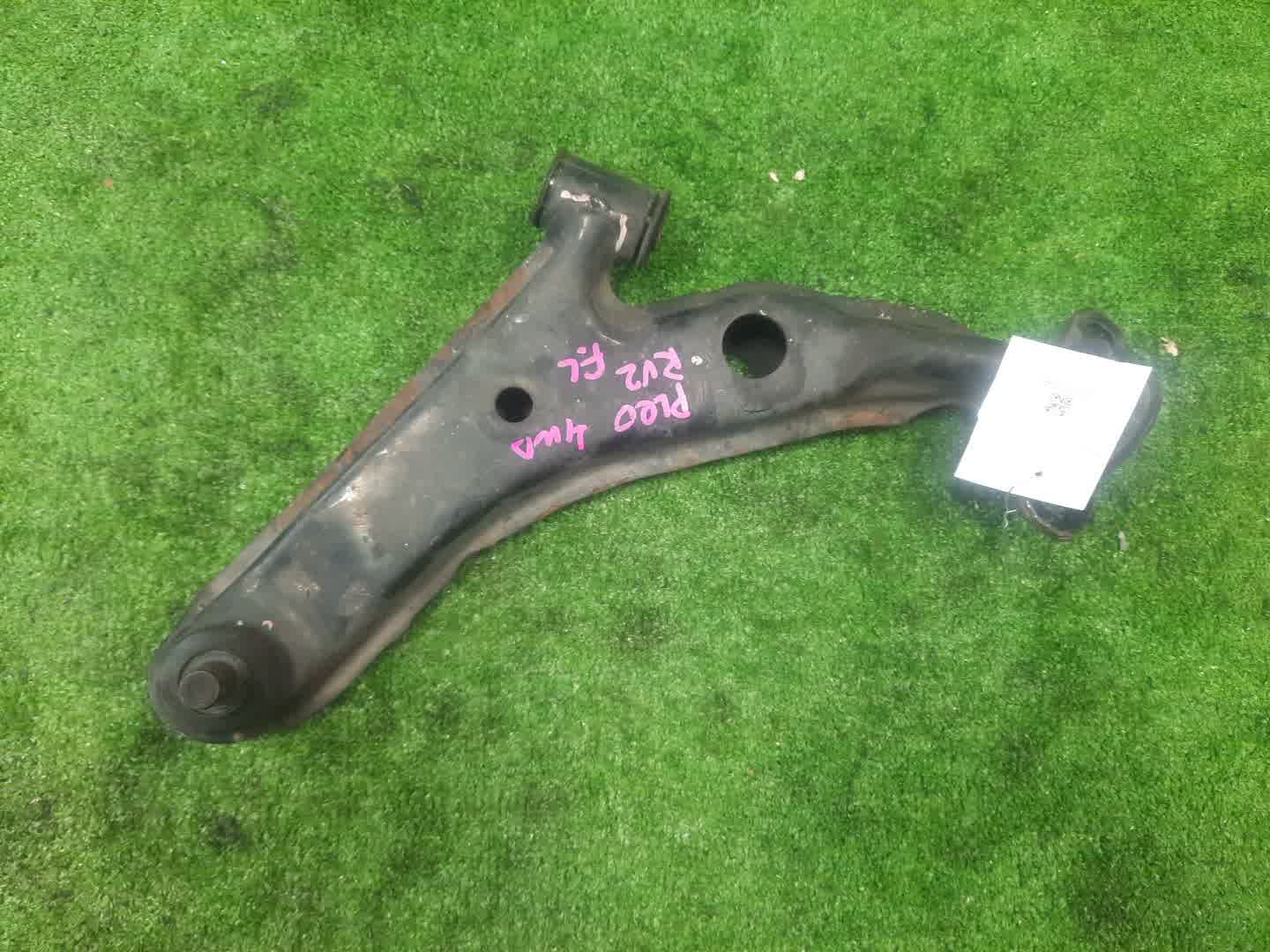 Рычаг левый передний SUBARU PLEO RV2 EN07 1 ракурс