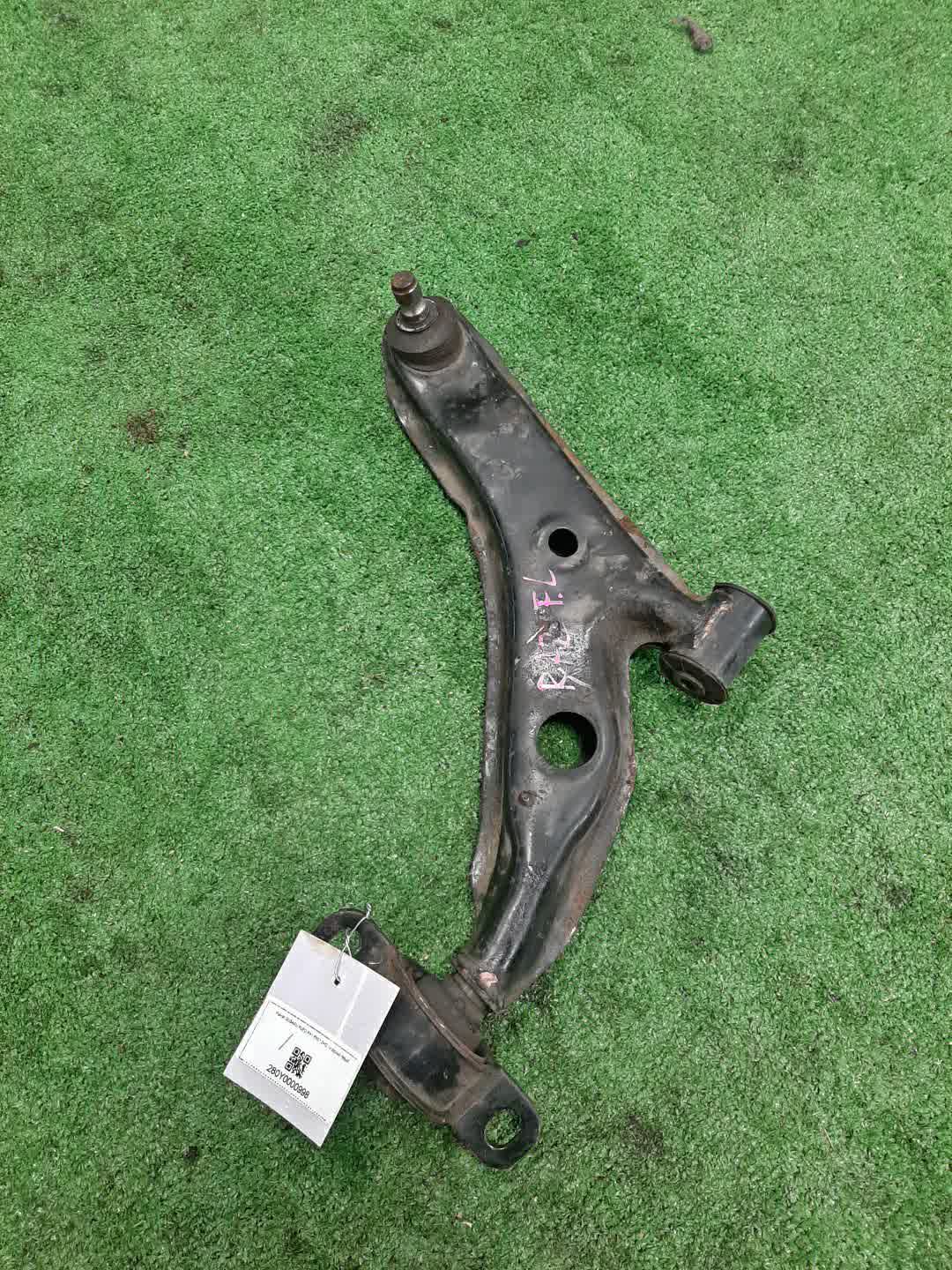 Рычаг левый передний SUBARU PLEO RA1 EN07 1 ракурс