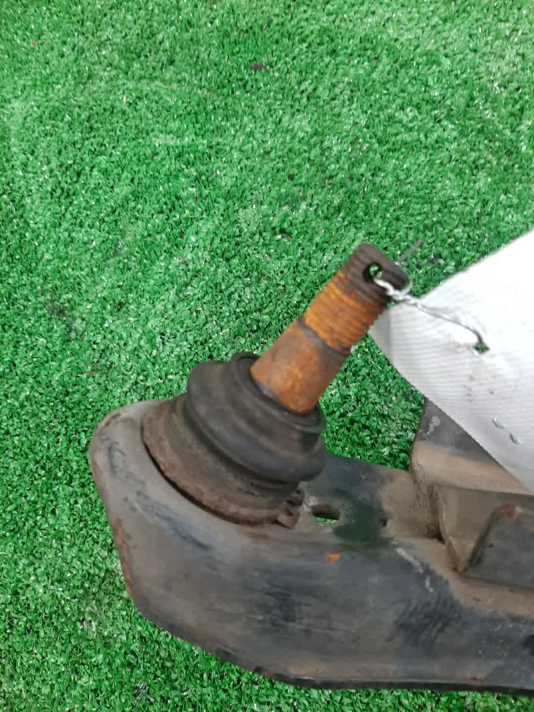 Рычаг левый передний NISSAN BLUEBIRD, PRIMERA SU14, QU14, HU14, EU14, P11, WP11, QP11, HP11, WQP11, WHP11 CD20E, QG18DE, QG18DD, SR20DE, SR20VE, SR18DE 2 ракурс