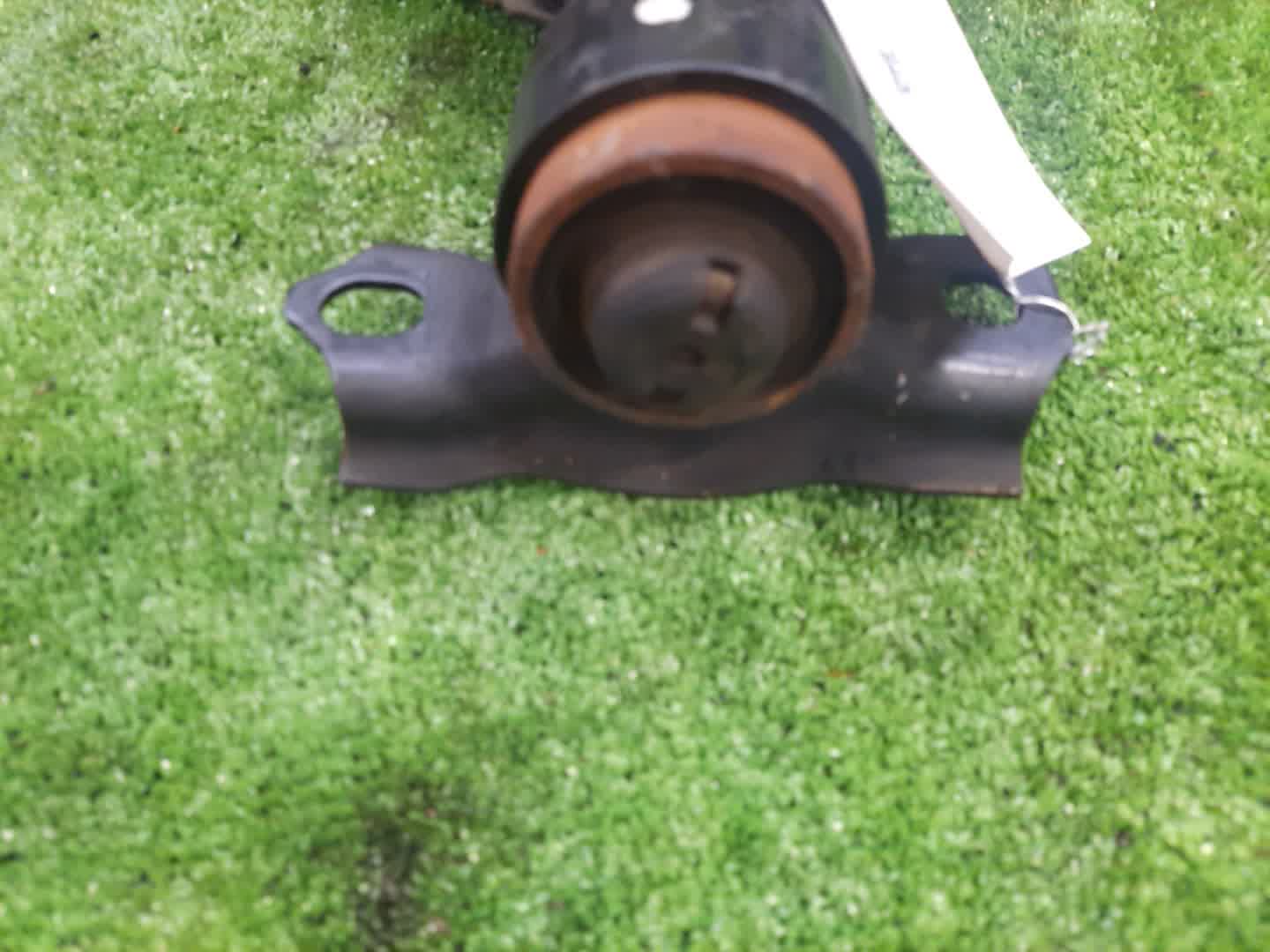 Рычаг левый передний NISSAN BLUEBIRD, PRIMERA SU14, QU14, HU14, EU14, P11, WP11, QP11, HP11, WQP11, WHP11 CD20E, QG18DE, QG18DD, SR20DE, SR20VE, SR18DE 2 ракурс