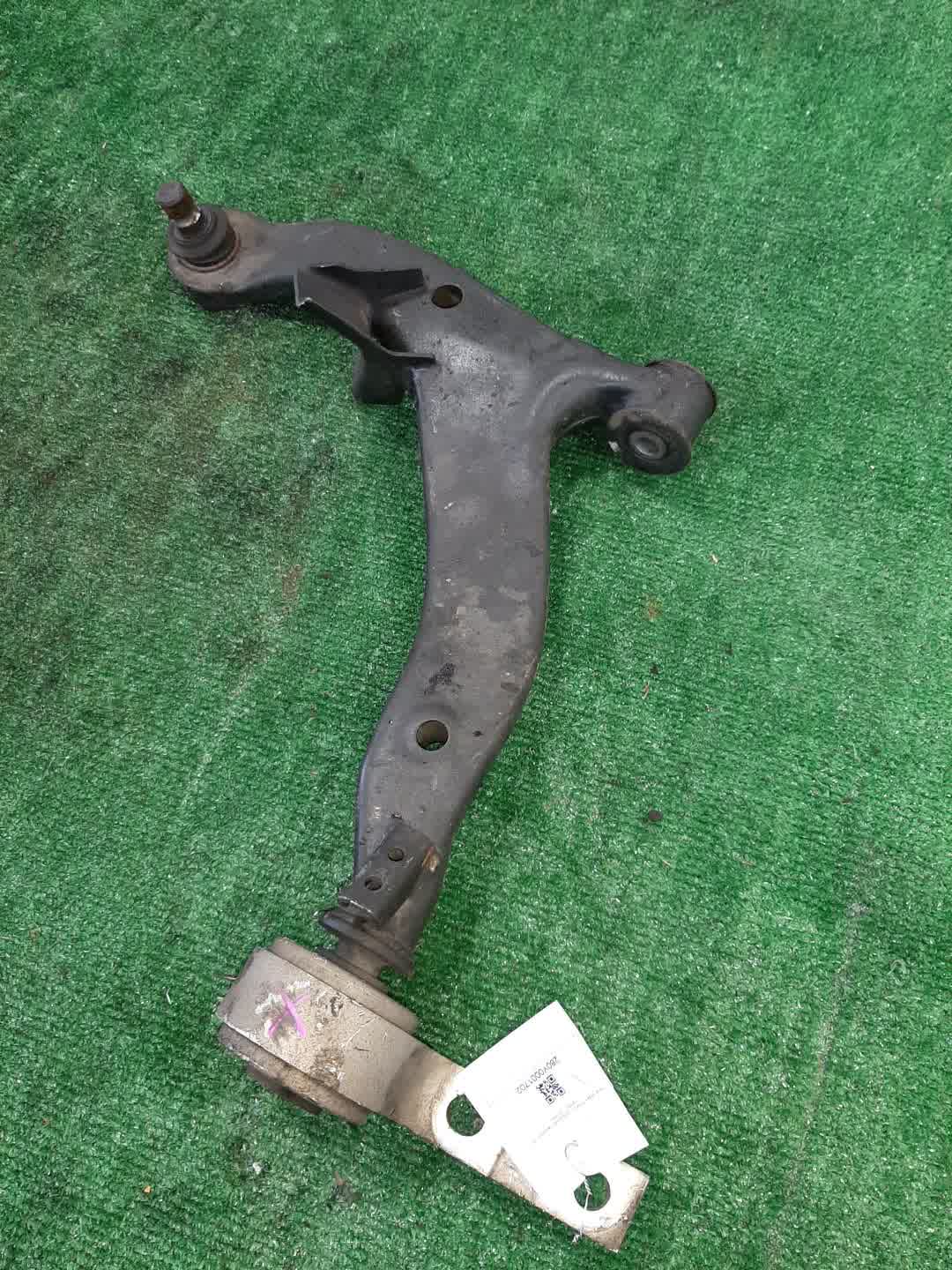 Рычаг левый передний NISSAN PRESAGE, TEANA TU31, TNU31, PU31, PNU31, J31, PJ31, TNJ31 QR25DE, VQ35DE, VQ23DE 1 ракурс