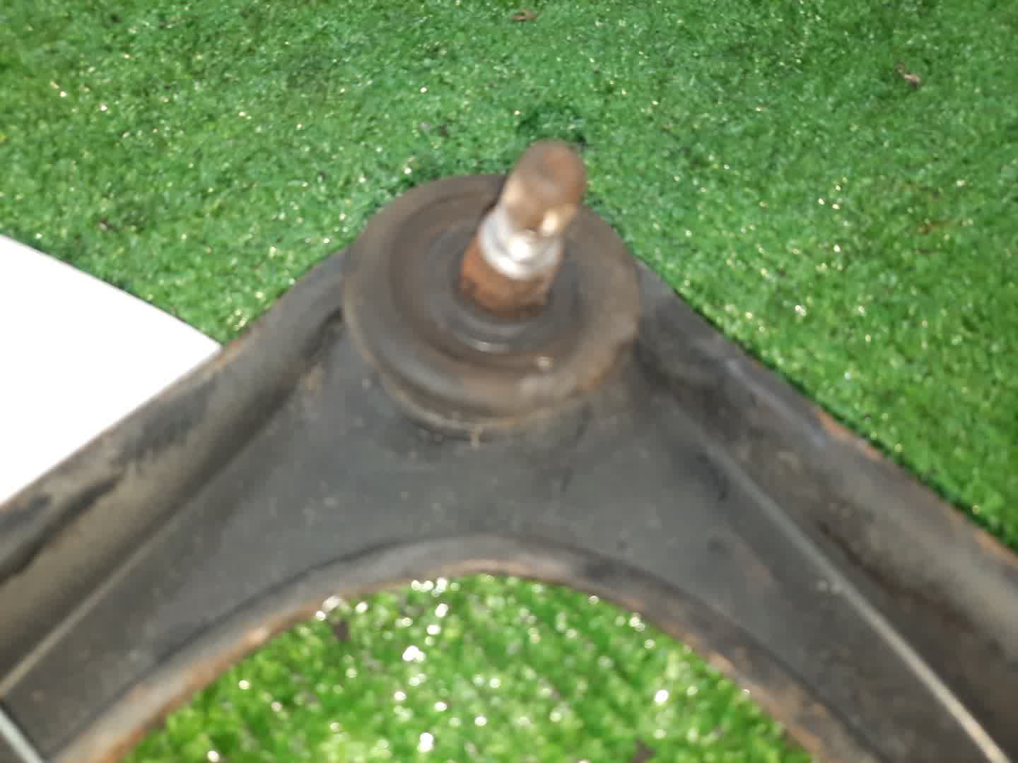 Рычаг правый передний HONDA DOMANI MB3 D15B 3 ракурс