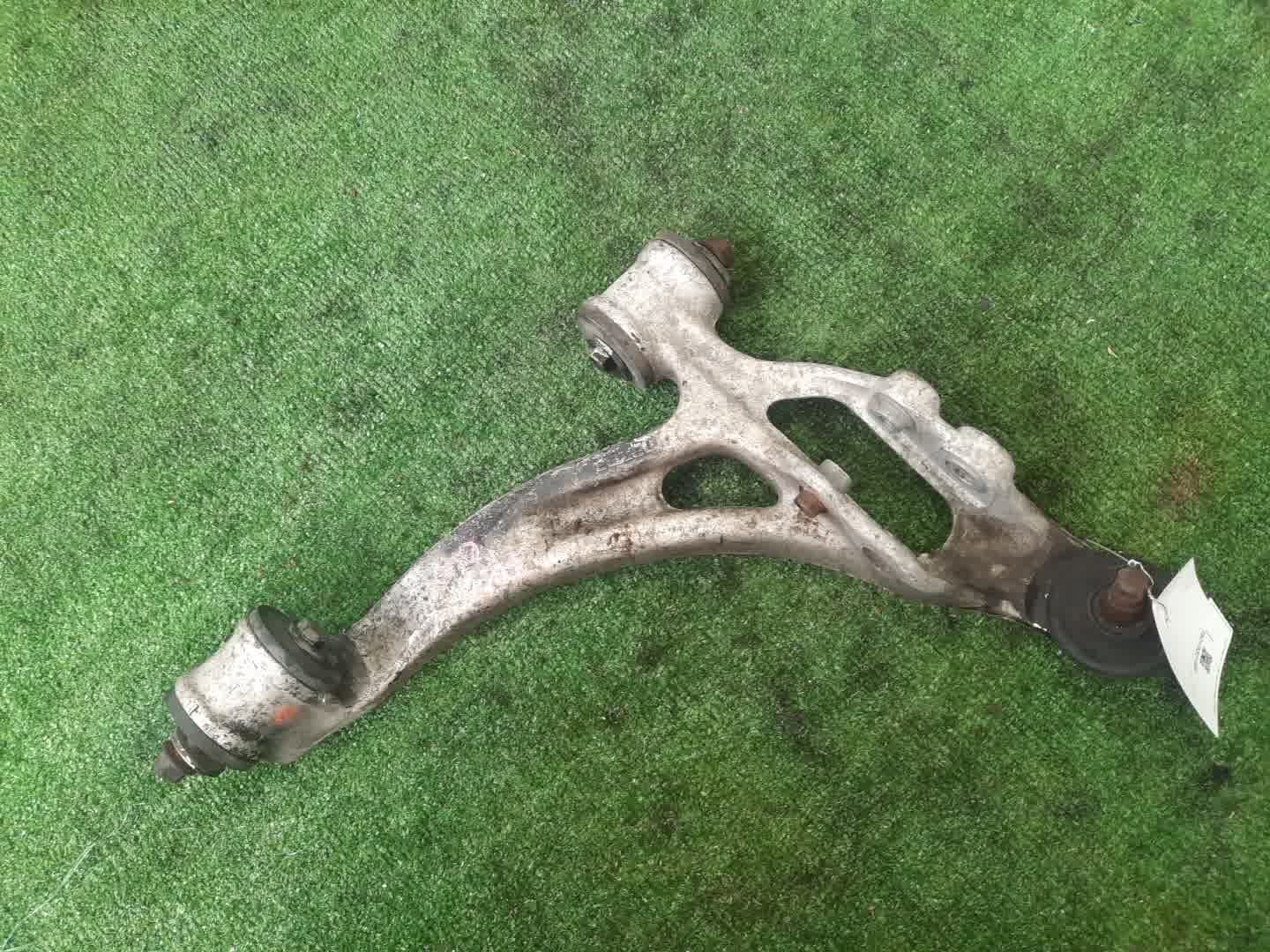 Рычаг правый передний MAZDA RX-7 FD3S 13B-T 1 ракурс