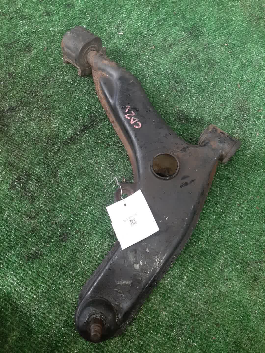 Рычаг правый передний  MITSUBISHI LIBERO CD2V 4G15 1 ракурс