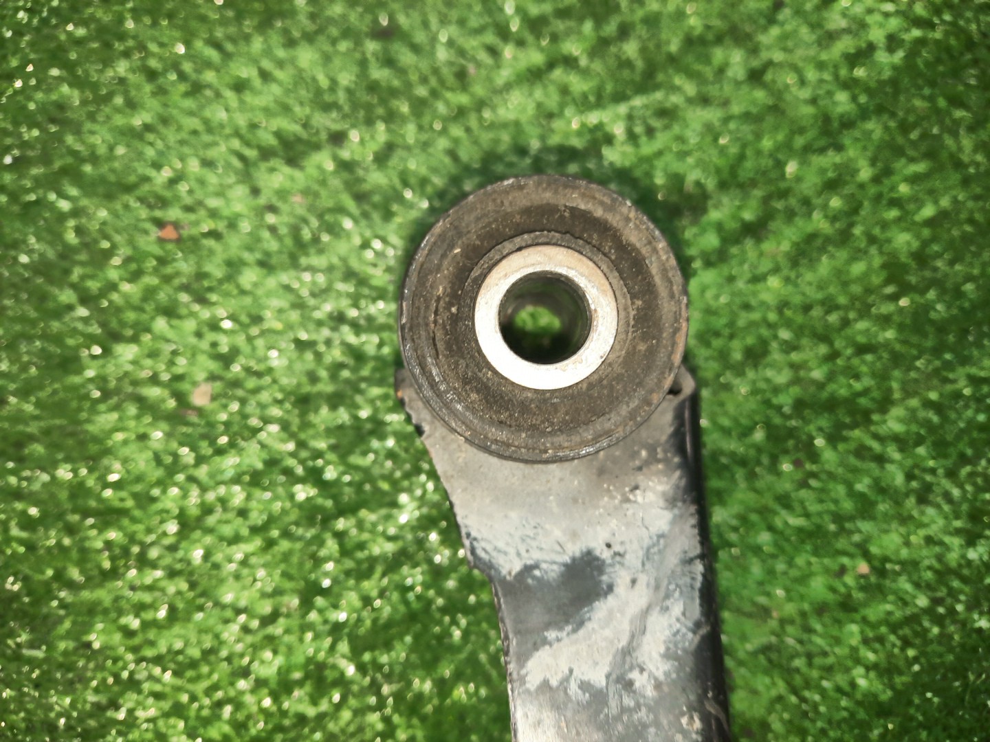 Рычаг левый передний NISSAN BLUEBIRD, PRIMERA SU14, QU14, HU14, EU14, P11, WP11, QP11, HP11, WQP11, WHP11 CD20E, QG18DE, QG18DD, SR20DE, SR20VE, SR18DE 3 ракурс