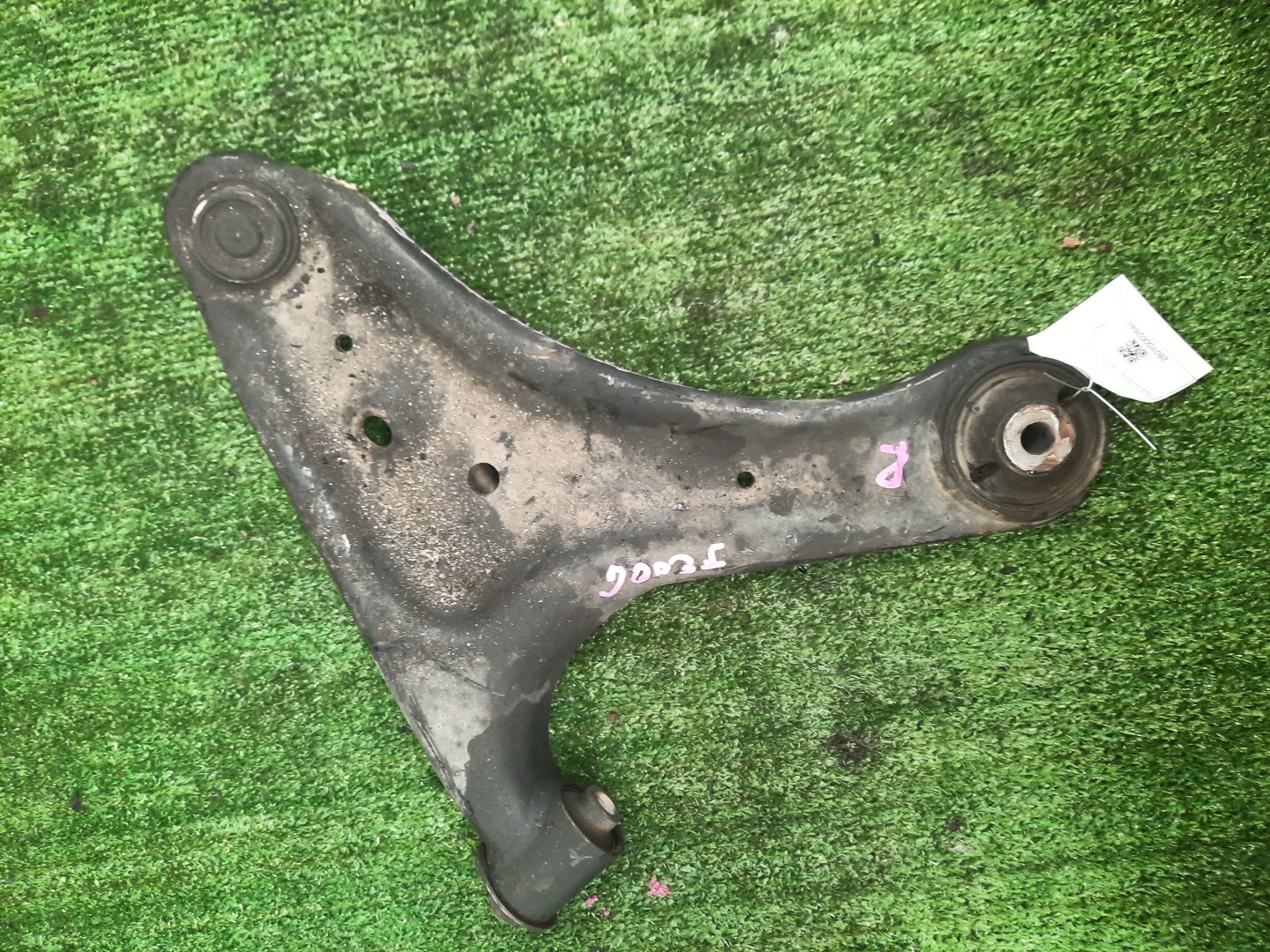 Рычаг правый передний TOYOTA RUSH J200E 3SZ-VE 1 ракурс