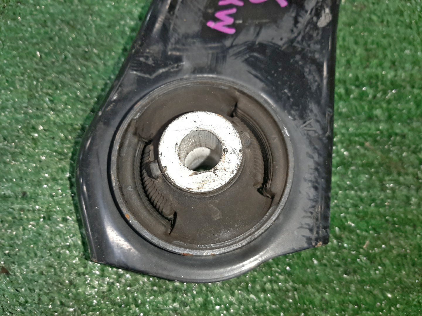 Рычаг правый передний TOYOTA YARIS MXPH10 M15A-FXE 2 ракурс