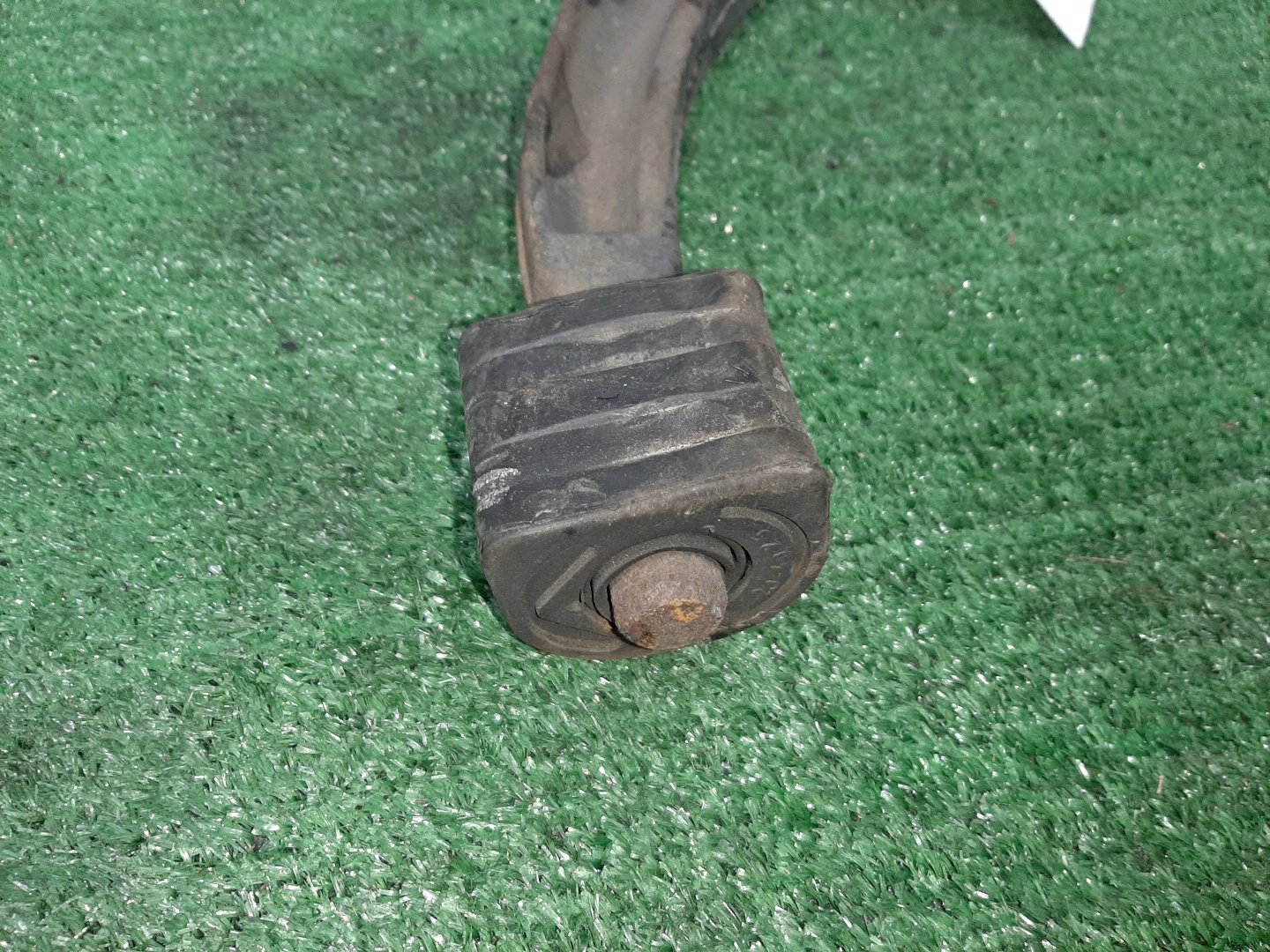 Рычаг правый передний SUZUKI CULTUS GA21S G15A 4 ракурс