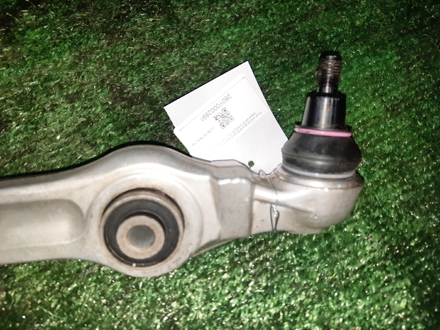 Рычаг правый передний AUDI A4 8E5 AMB BACB13-545018 2 ракурс