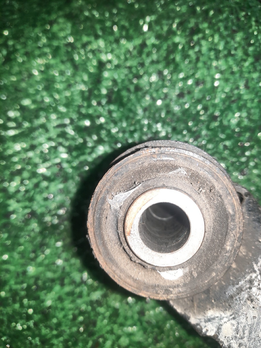 Рычаг левый передний NISSAN BLUEBIRD, PRIMERA SU14, QU14, HU14, EU14, P11, WP11, QP11, HP11, WQP11, WHP11 CD20E, QG18DE, QG18DD, SR20DE, SR20VE, SR18DE 3 ракурс