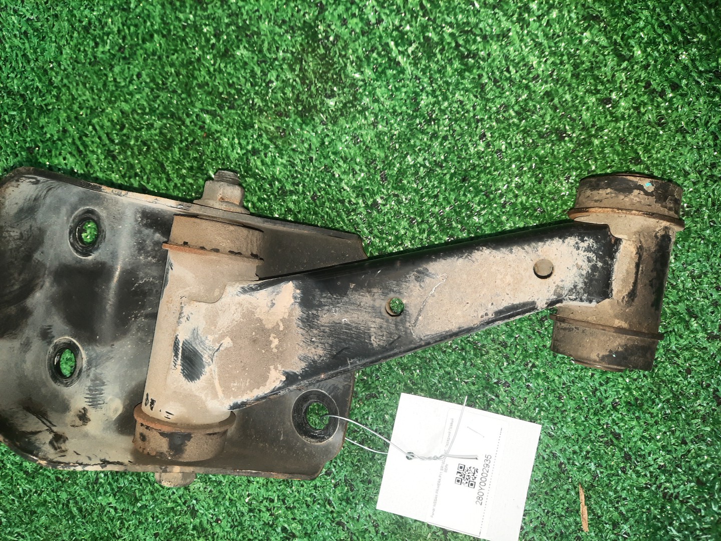 Рычаг правый передний NISSAN BLUEBIRD, PRIMERA SU14, QU14, HU14, EU14, P11, WP11, QP11, HP11, WQP11, WHP11 CD20E, QG18DE, QG18DD, SR20DE, SR20VE, SR18DE 2 ракурс