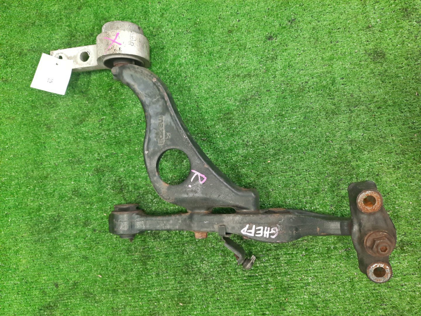Рычаг правый передний MAZDA ATENZA GH5FP, GH5AP, GH5AS, GH5FS, GHEFP, GHEFS, GH5AW, GH5FW, GHEFW L5-VE, LF-VE, LF-VD 1 ракурс